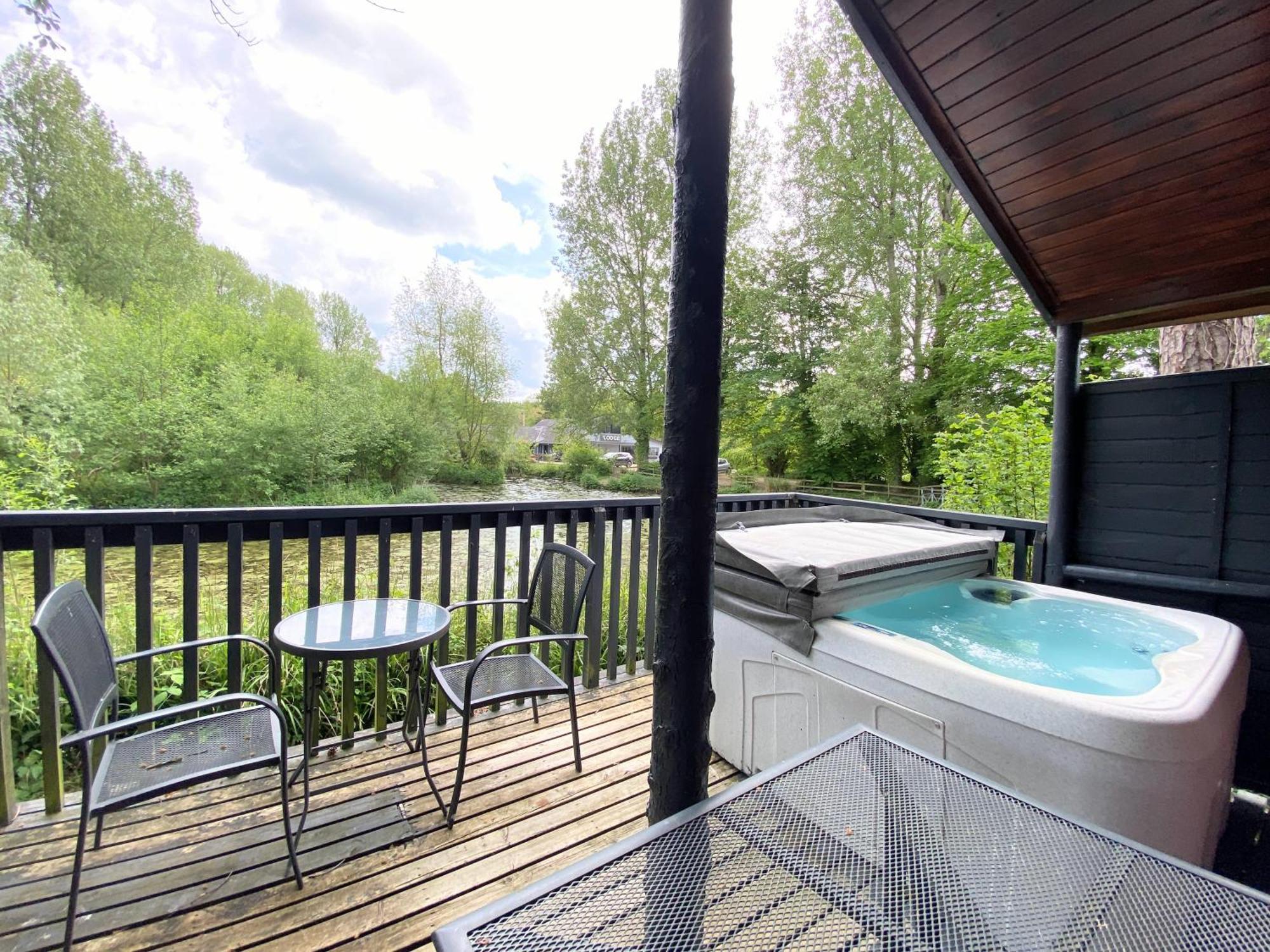 Otter 4 Hot Tub - Huntersmoon-Warminster-Bath-Salisbury Villa Eksteriør billede